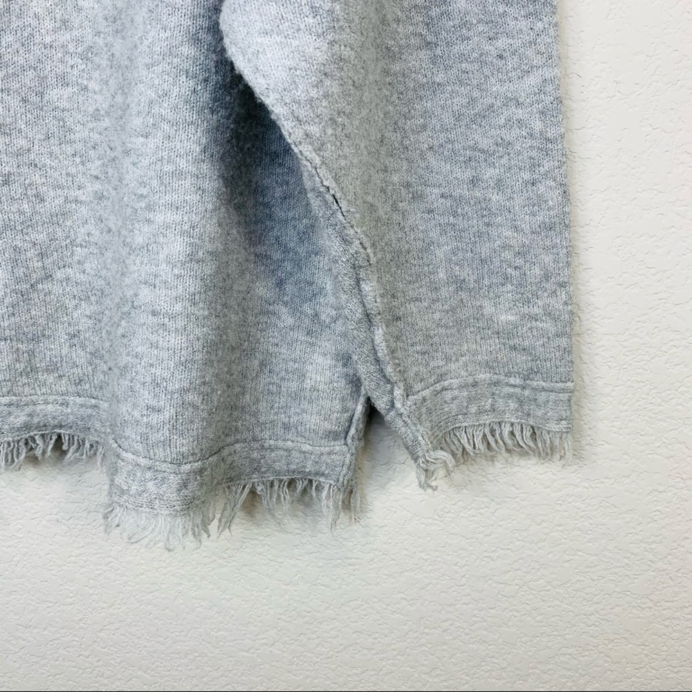 FREE PEOPLE Irresistible Wool Frayed Sweater Grey Size M - Picture 3 of 5
